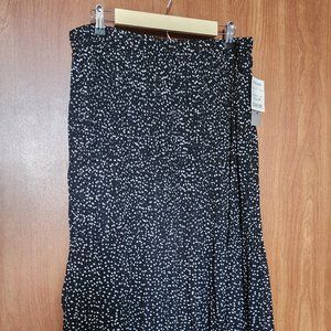 Black and White Spotted Skirt